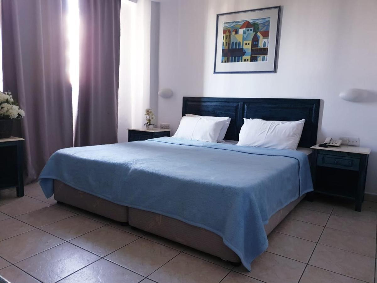 Seaview Sunset Holiday Apartments Paphos ภายนอก รูปภาพ