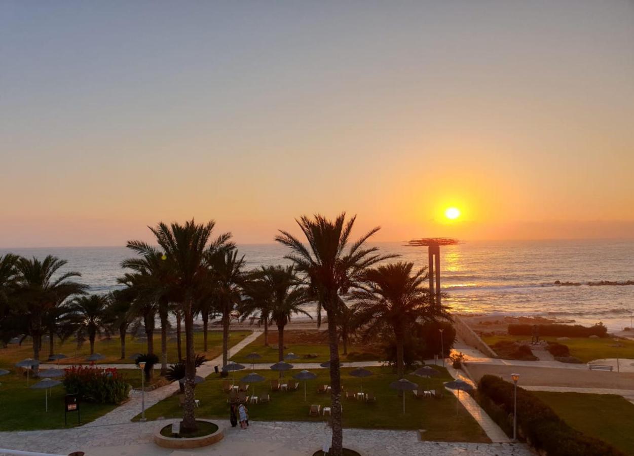 Seaview Sunset Holiday Apartments Paphos ภายนอก รูปภาพ