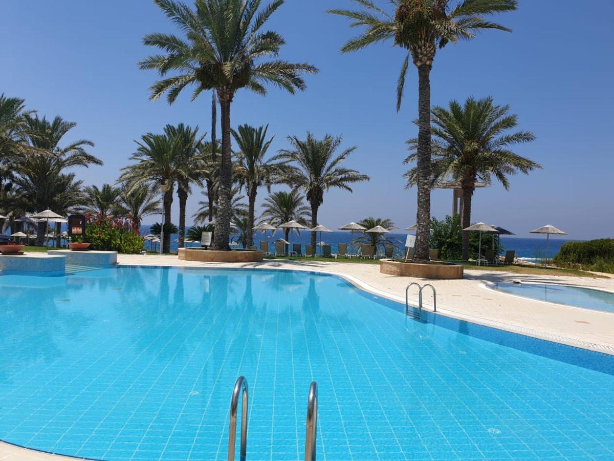 Seaview Sunset Holiday Apartments Paphos ภายนอก รูปภาพ
